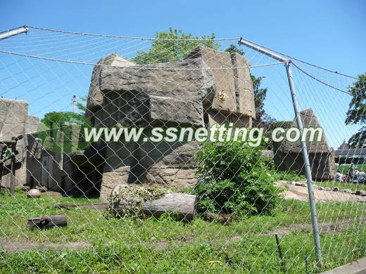 Tiger cage enclosure Construction and installation