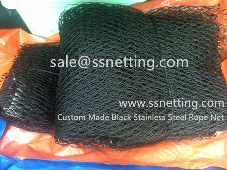 Manufacturers customized black stainless steel rope netting