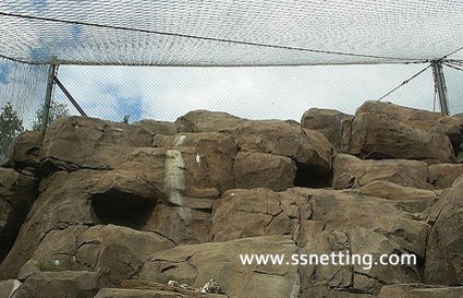 zoo tiger cage enclosure mesh