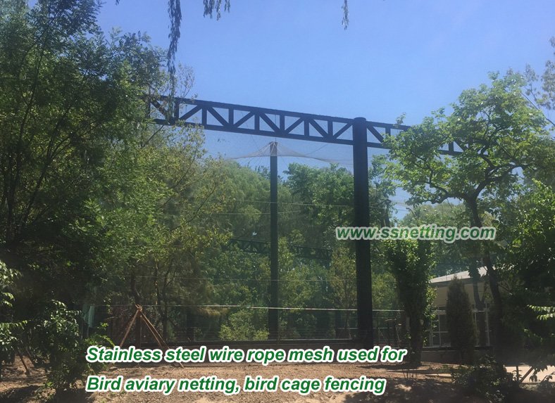 stainless steel wire rope mesh for bird aviary netting, bird cage fencing.jpg